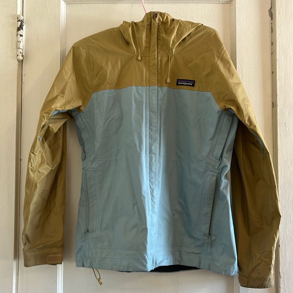 Patagonia Womens 3L Torrentshell Rain Jacket - Colorblocked Small